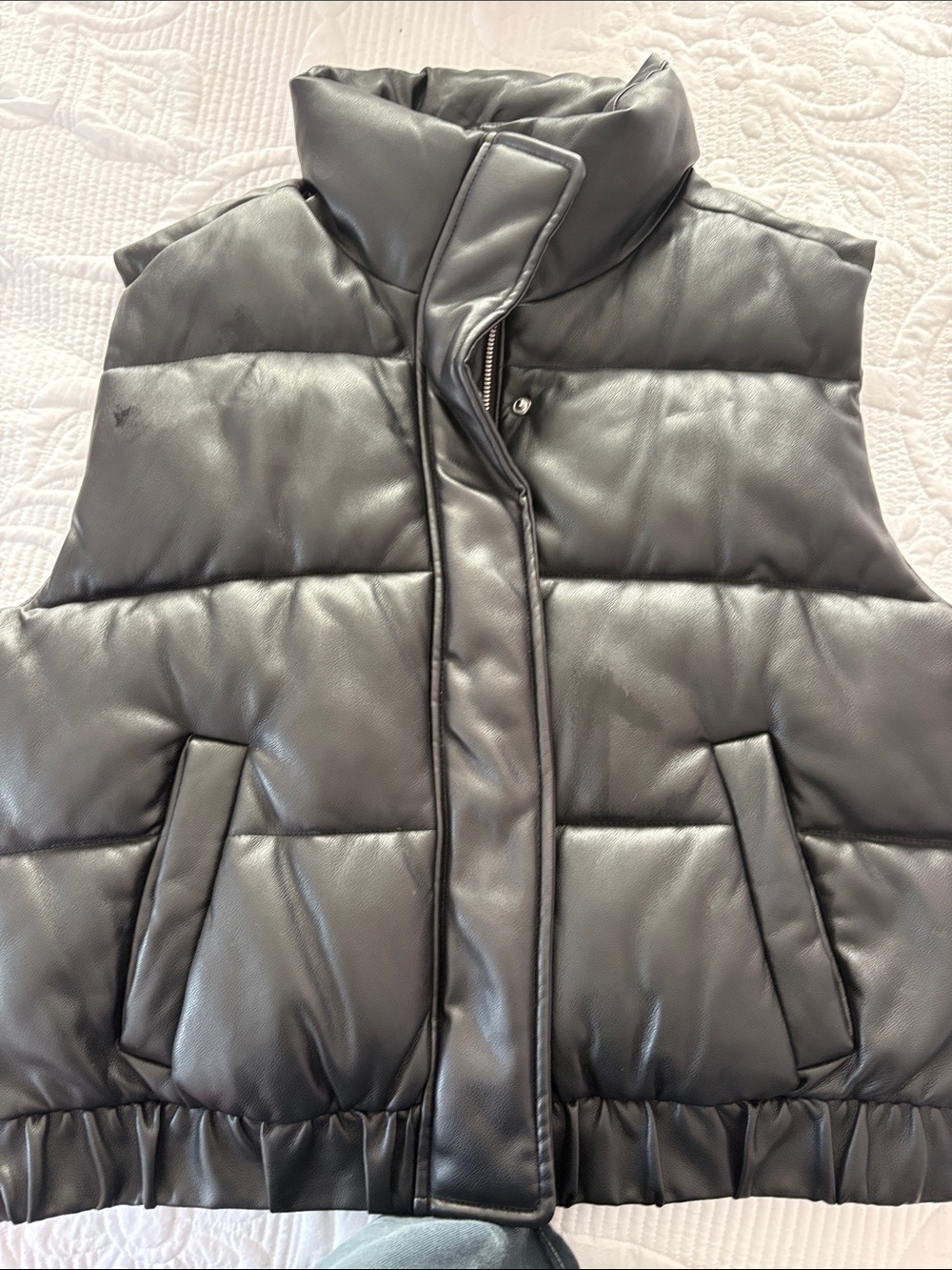 Excellent condition Abercrombie & Fitch vegan leather puffer vest